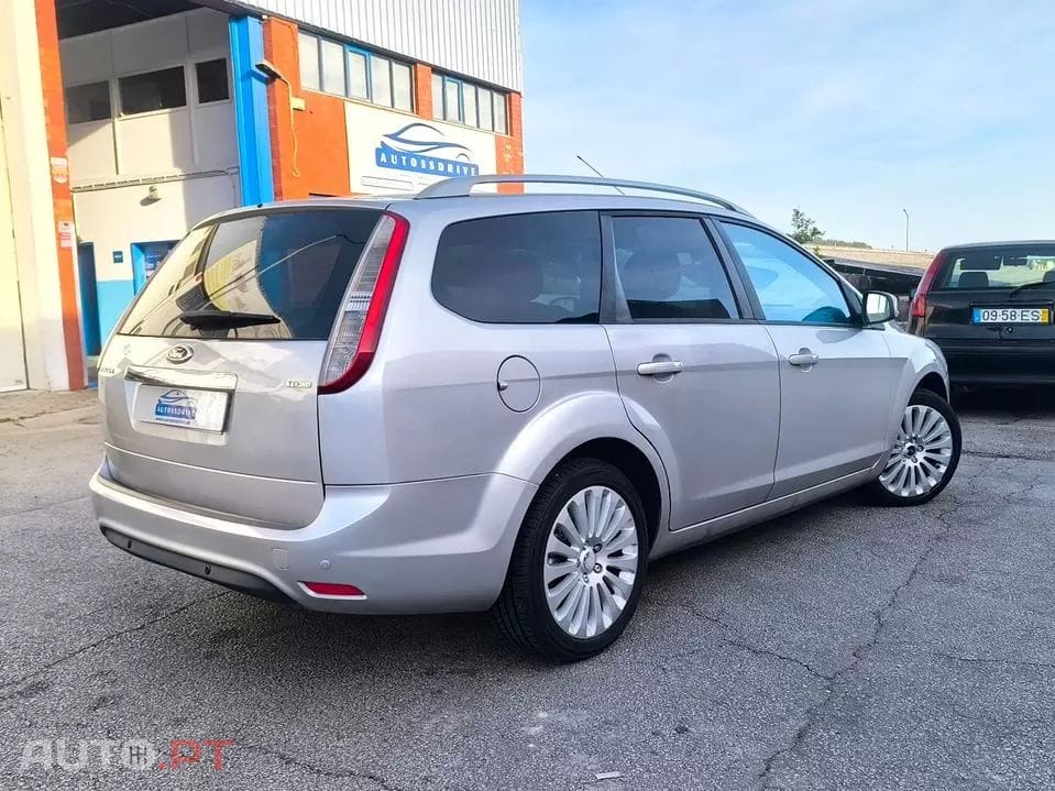 Ford Focus SW 1.6 TDCi Titanium 17
