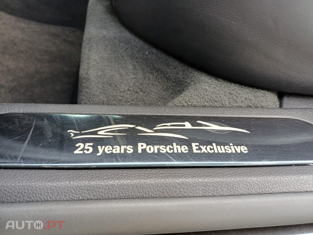 Porsche Panamera Platinum Edition