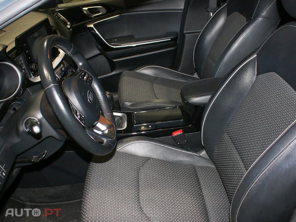 Kia Ceed SW 1.6 CRDi MHEV Drive