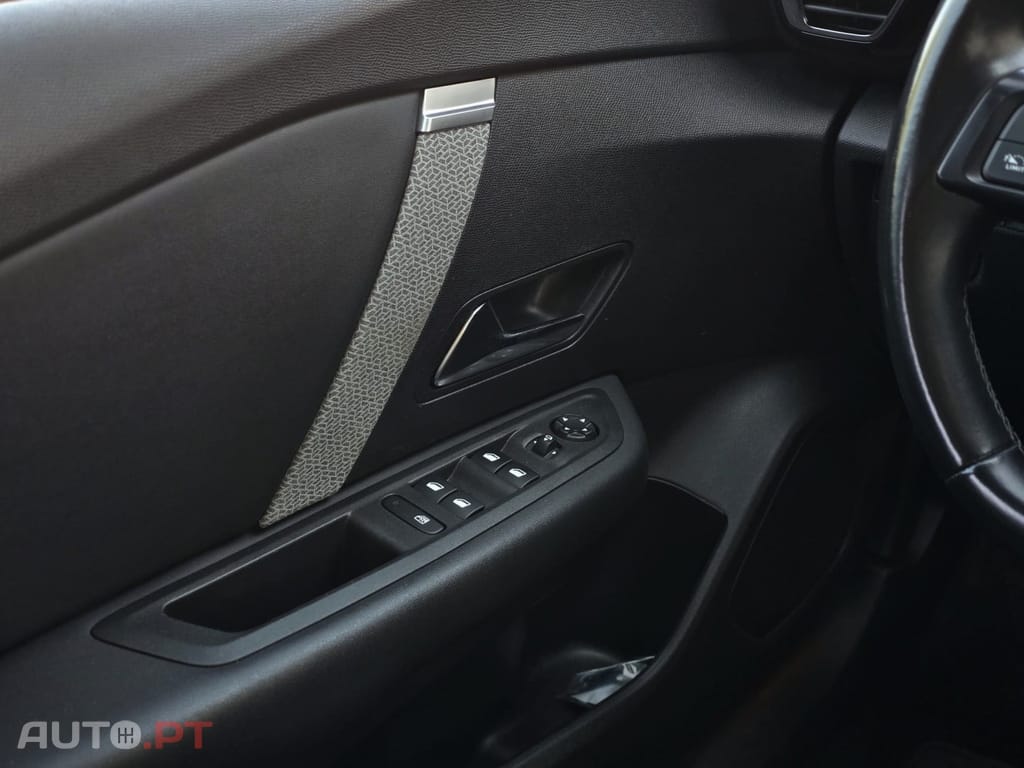 Citroen C4 1.5 BlueHDi Shine