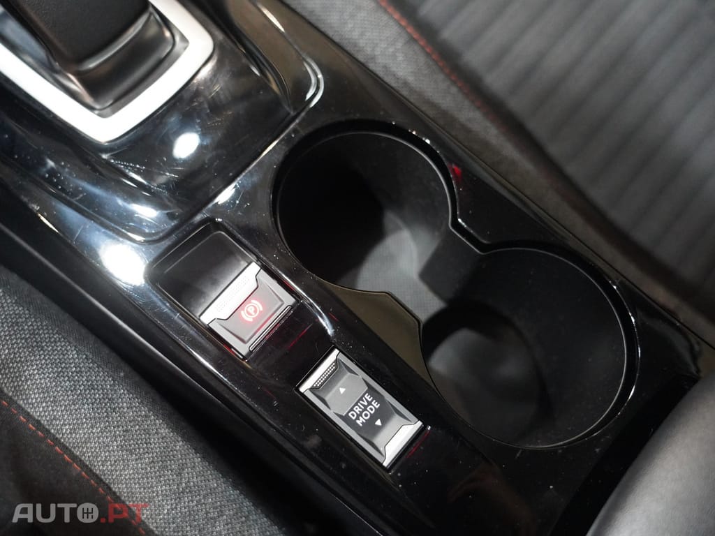 Peugeot E-208 50 kWh Active Pack