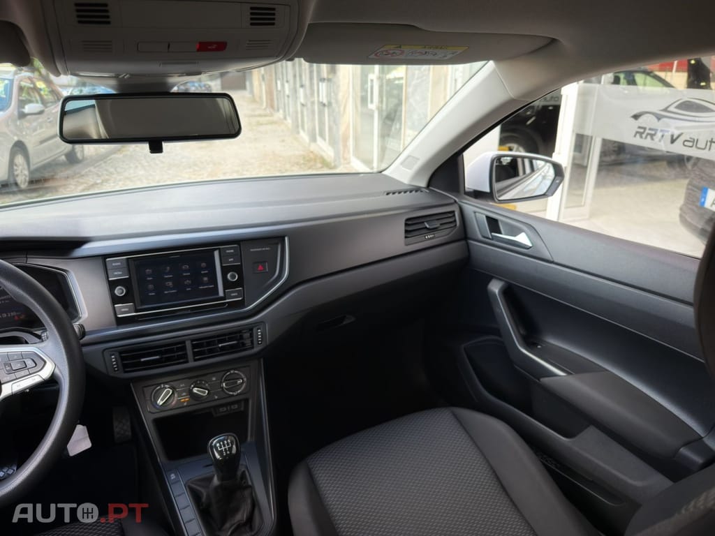 Volkswagen Polo 1.0 Confortline