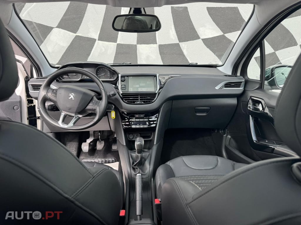 Peugeot 208 1.2 VTi Allure