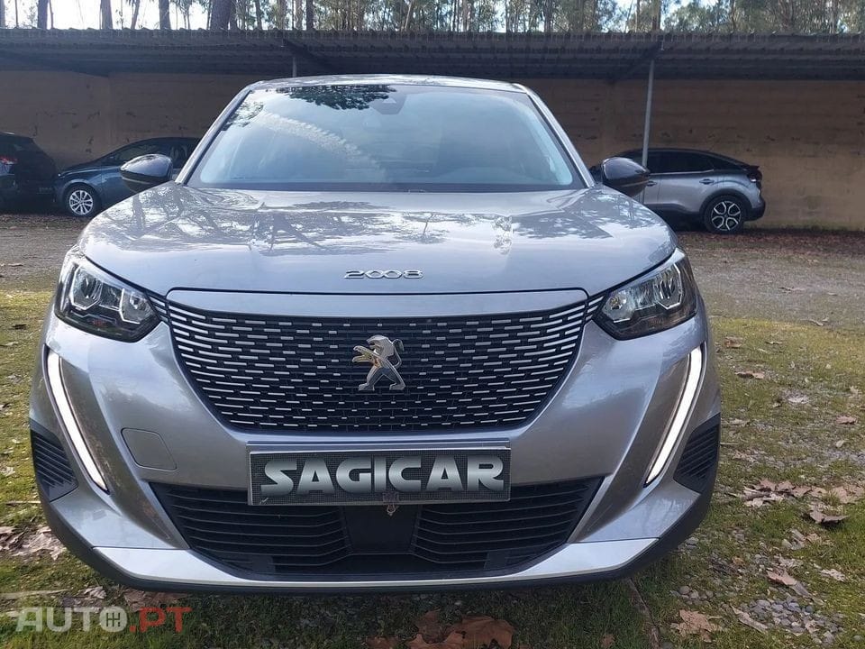 Peugeot E-2008 Active Pack
