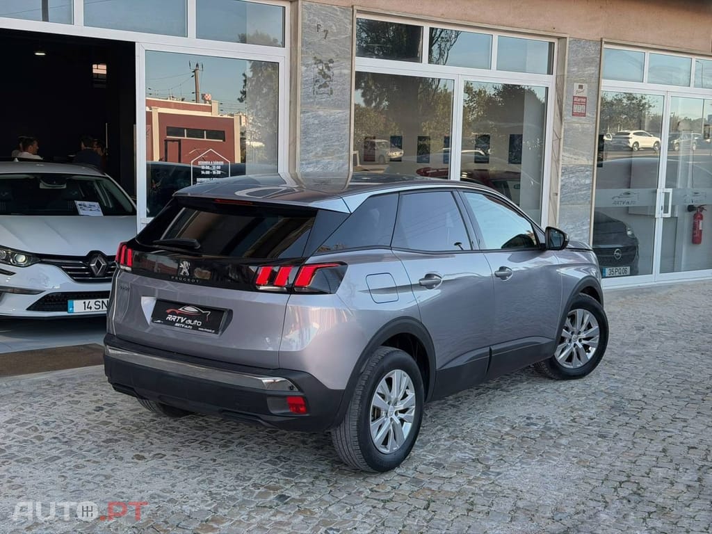 Peugeot 3008 1.5 BlueHDi Active