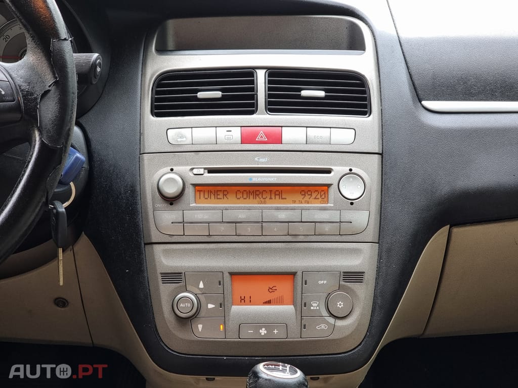 Fiat Linea 1.3 M-Jet Emotion Dualogic