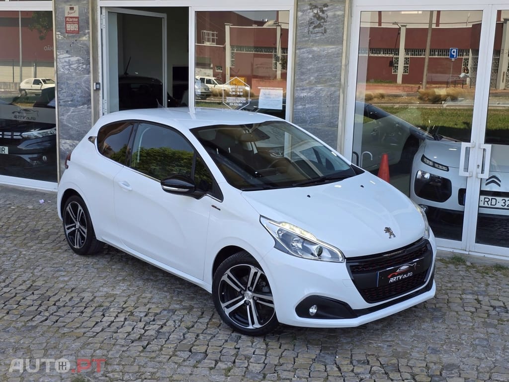 Peugeot 208 1.2 PureTech GT Line
