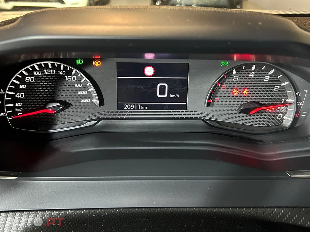 Peugeot 2008 1.2 PureTech Active Pack