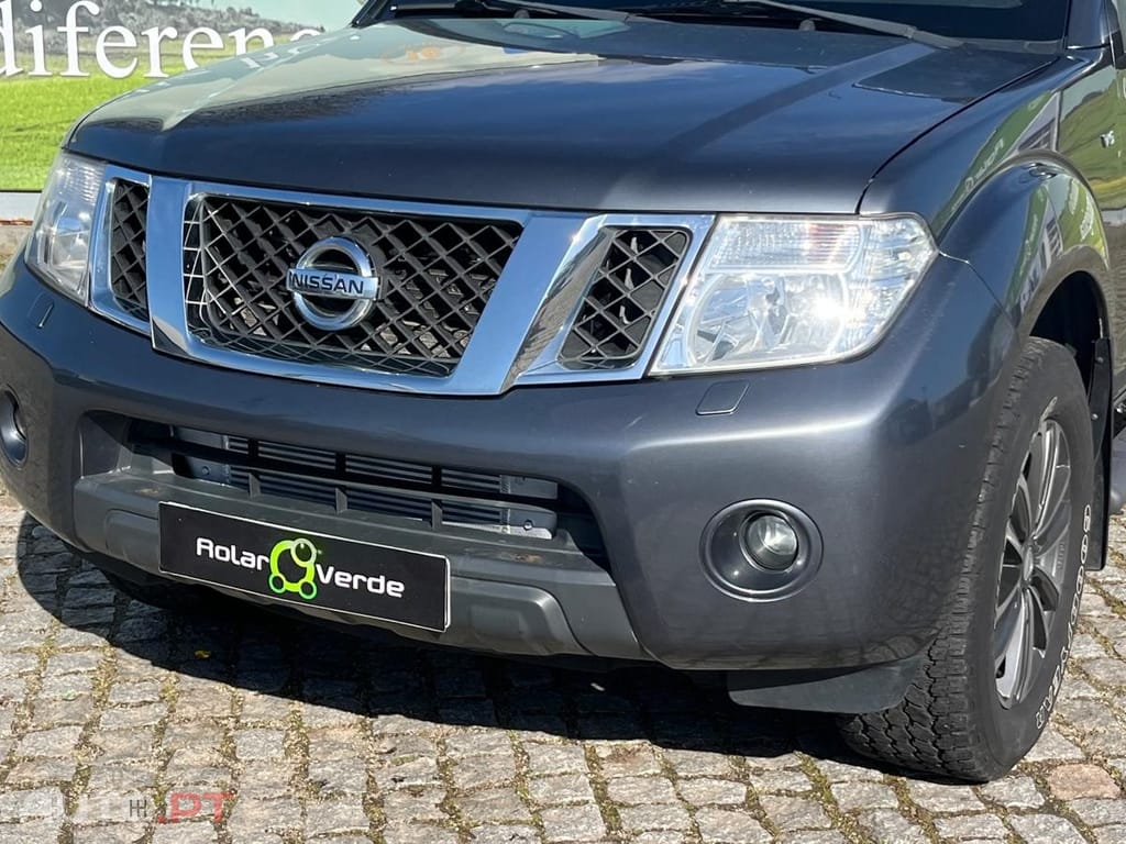 Nissan Navara 3.0 dCi V6 CD LE AT 4WD