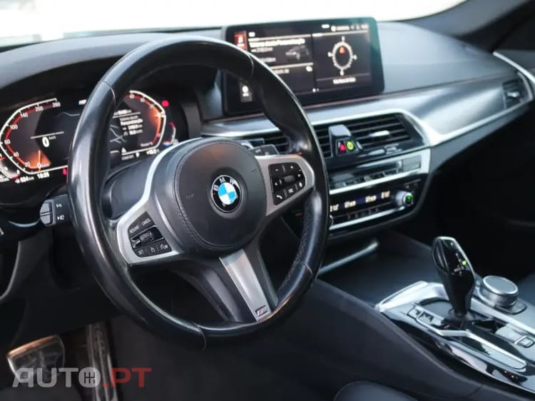 BMW 520 d Pack Desportivo M Auto