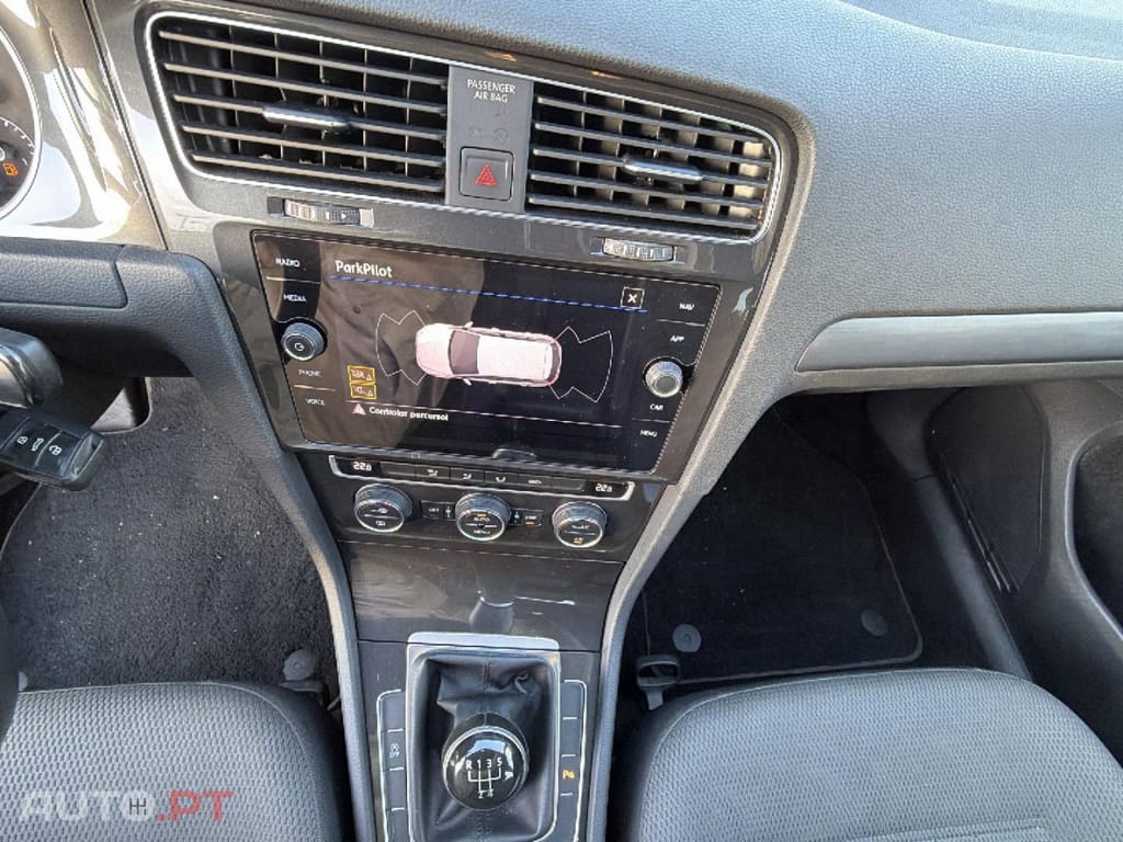 Volkswagen Golf 1.6 TDI Confortline