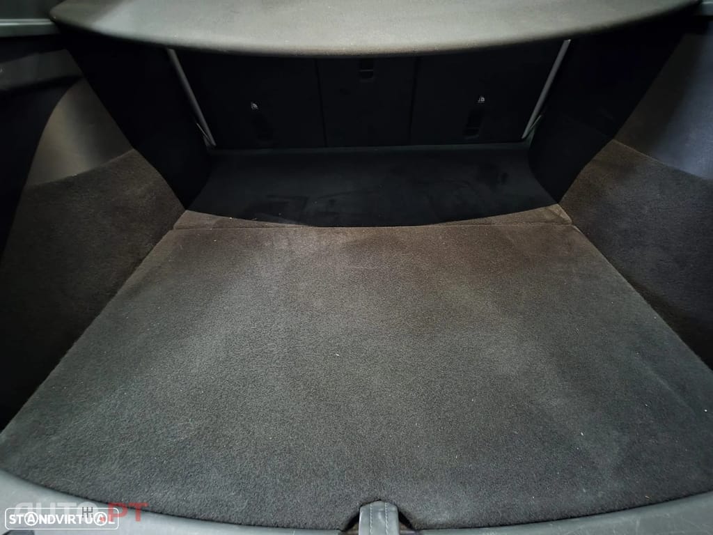 Tesla Model Y Long Range Dual Motor AWD