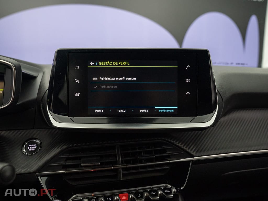 Peugeot E-2008 50 kWh Allure Pack