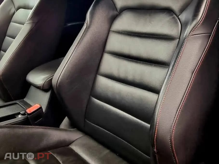 Volkswagen Golf VII GTI PERFORMANCE