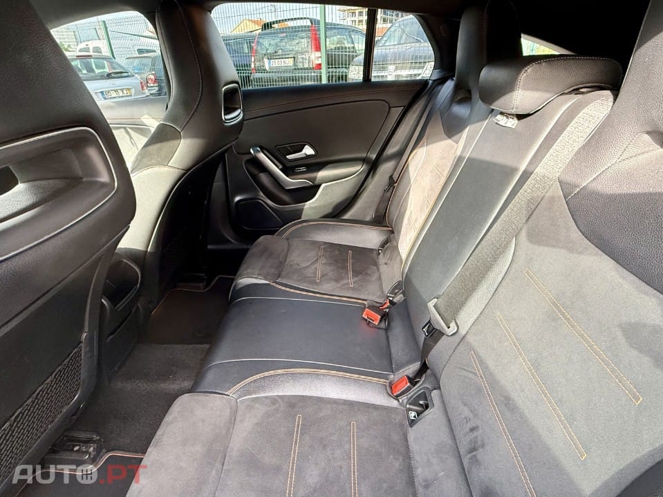 Mercedes-Benz CLA 220 Orange Edition