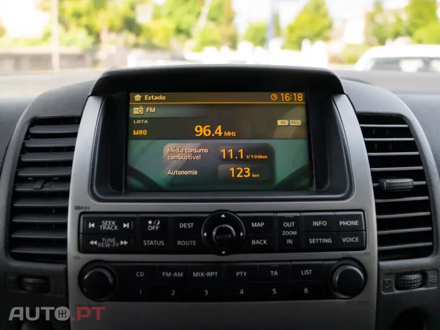 Nissan Navara 2.5 dCi CD Pilot Hi-Tech