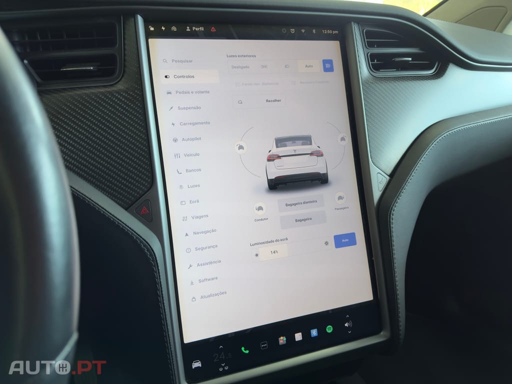 Tesla Model X Outro