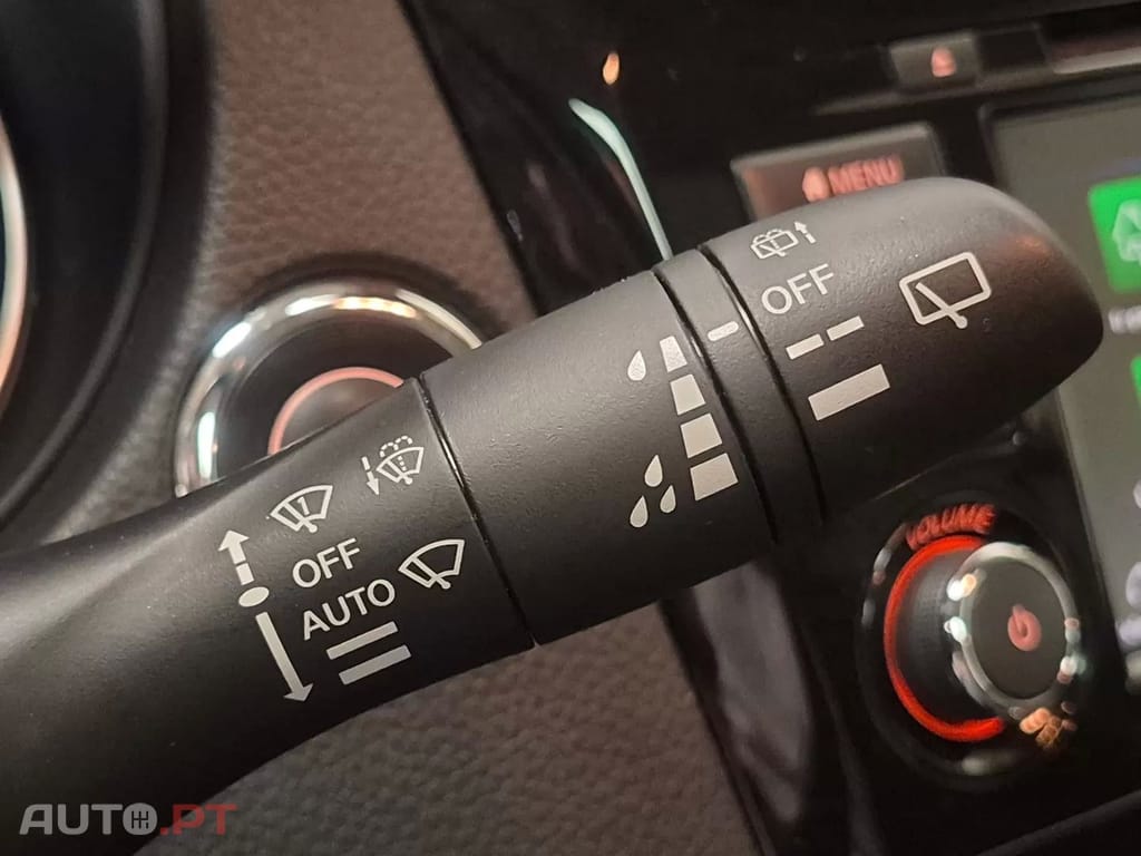 Nissan Qashqai 1.3 DIG-T N-Connecta LED+SKY