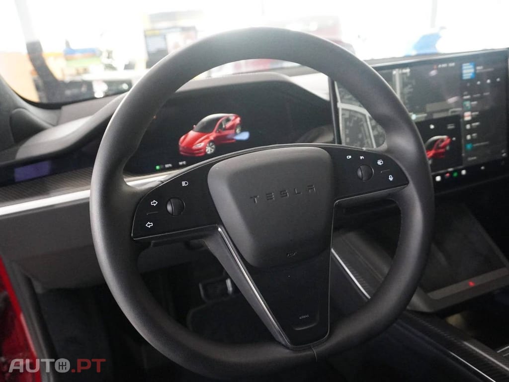 Tesla Model S Plaid AWD — fotografia 12
