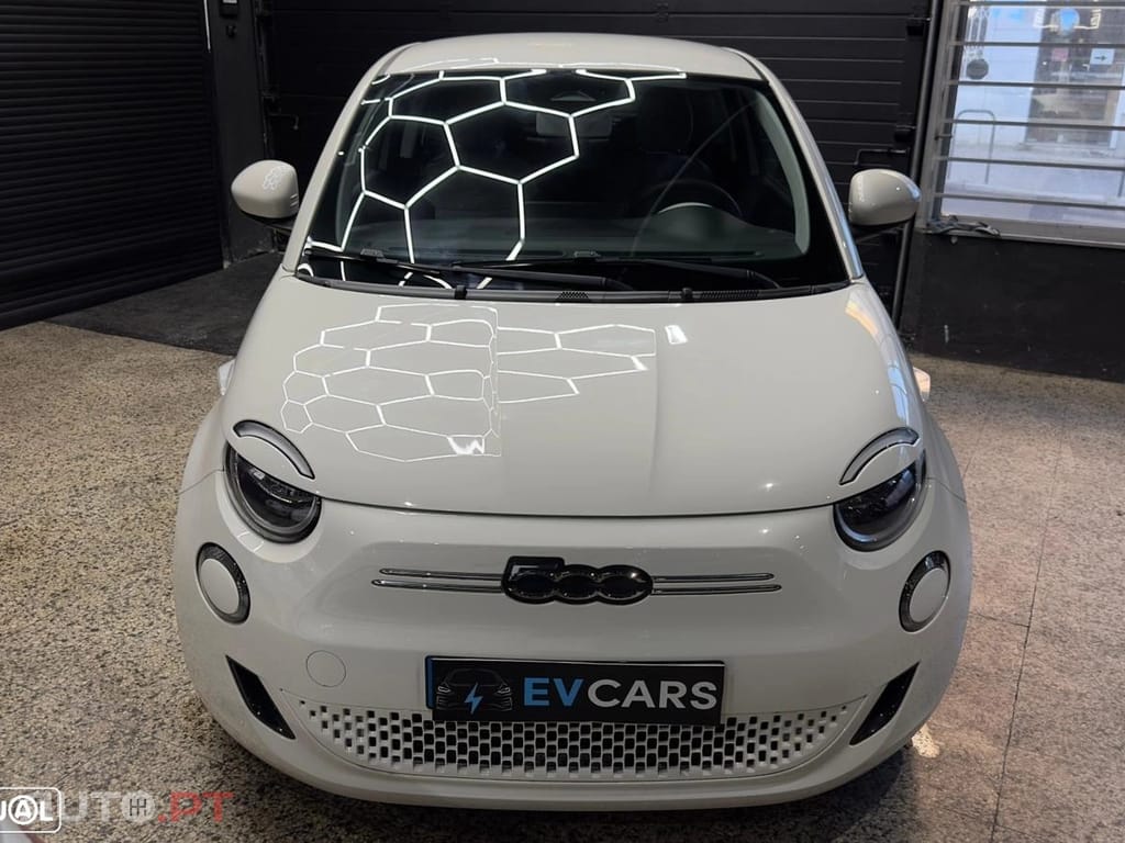Fiat 500e 42 kWh Icon