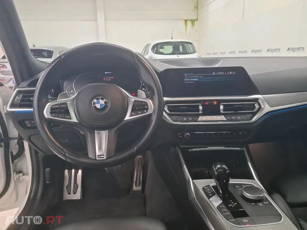 BMW 330 e Touring Pack M Auto