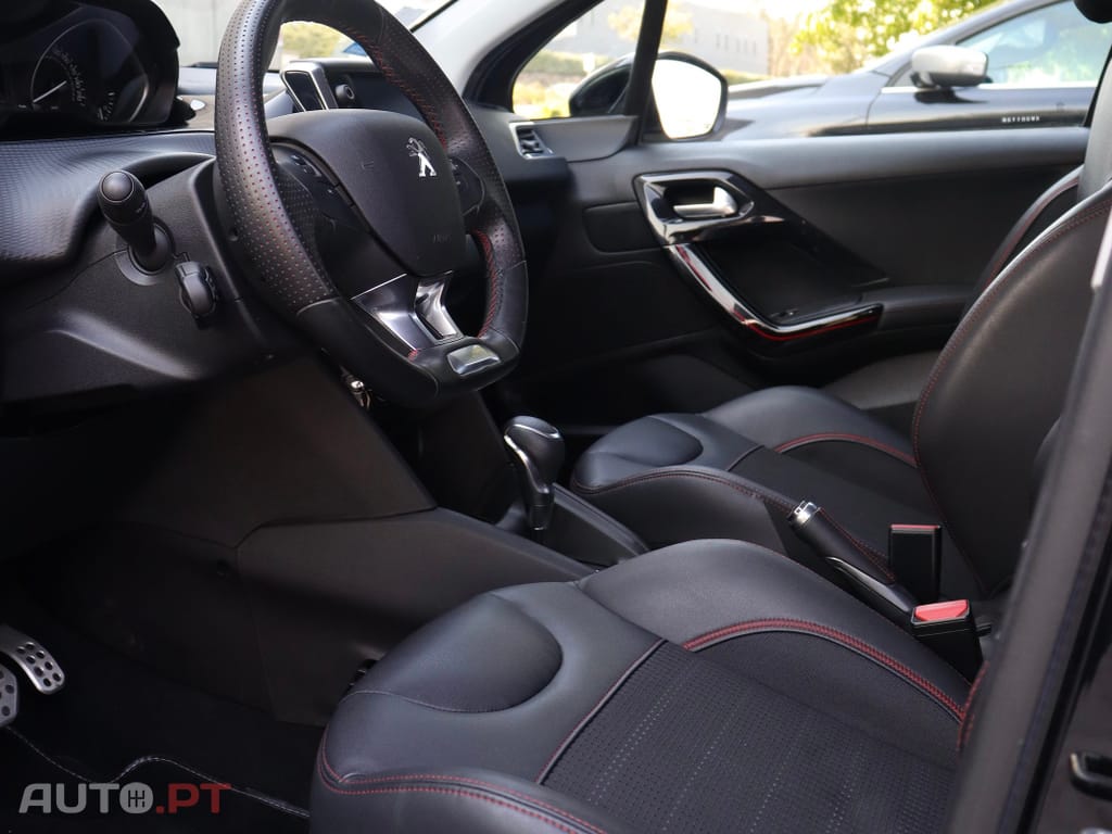 Peugeot 208 1.2 PureTech GT Line EAT6