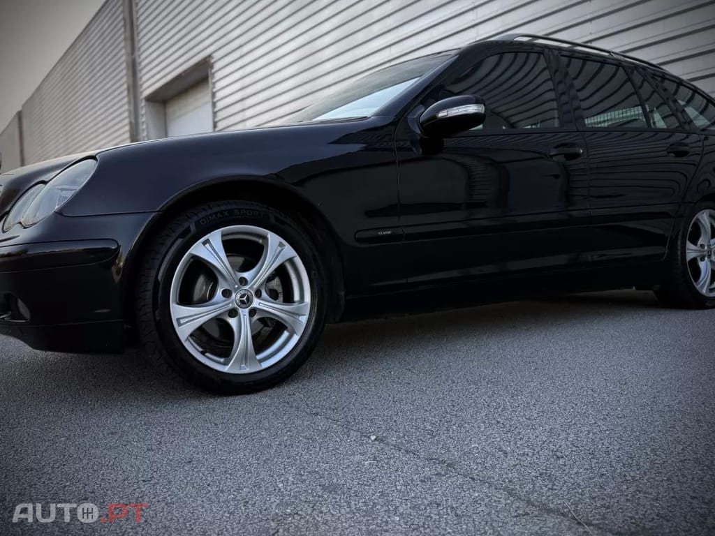 Mercedes-Benz C 200 CDi Classic — fotografia 18