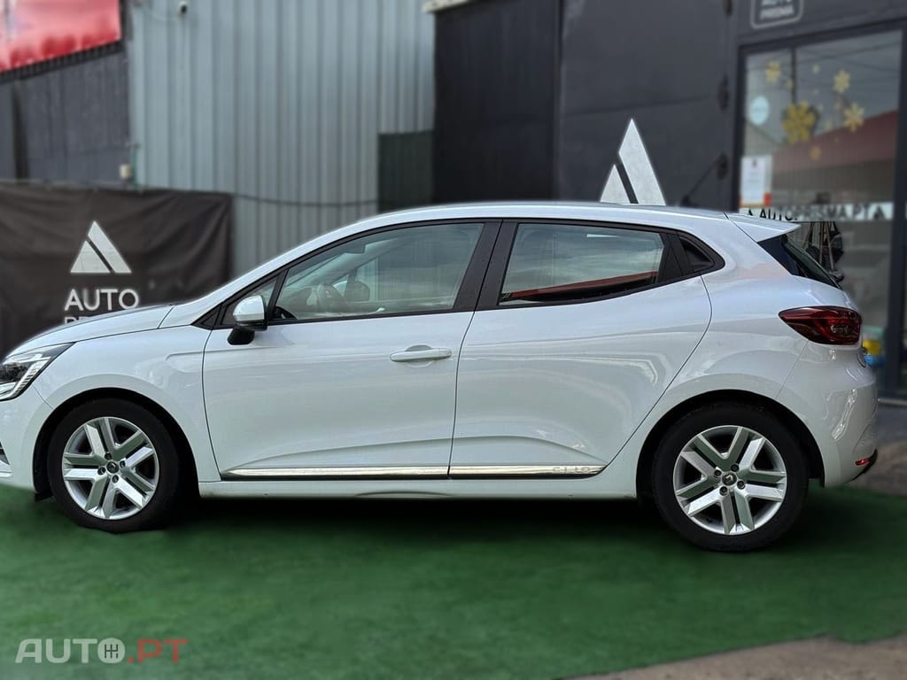 Renault Clio TCe 100 BUSINESS EDITION