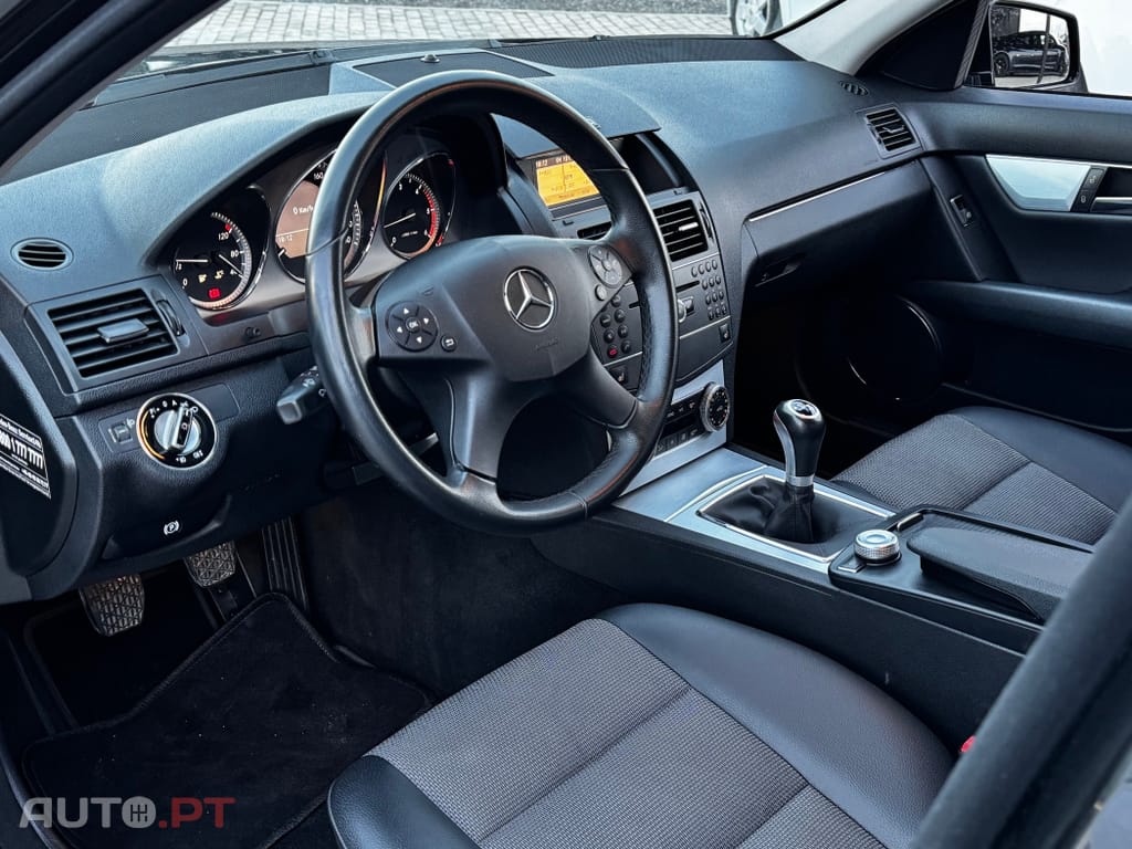 Mercedes-Benz C 220 CDi Avantgarde BlueEfficiency