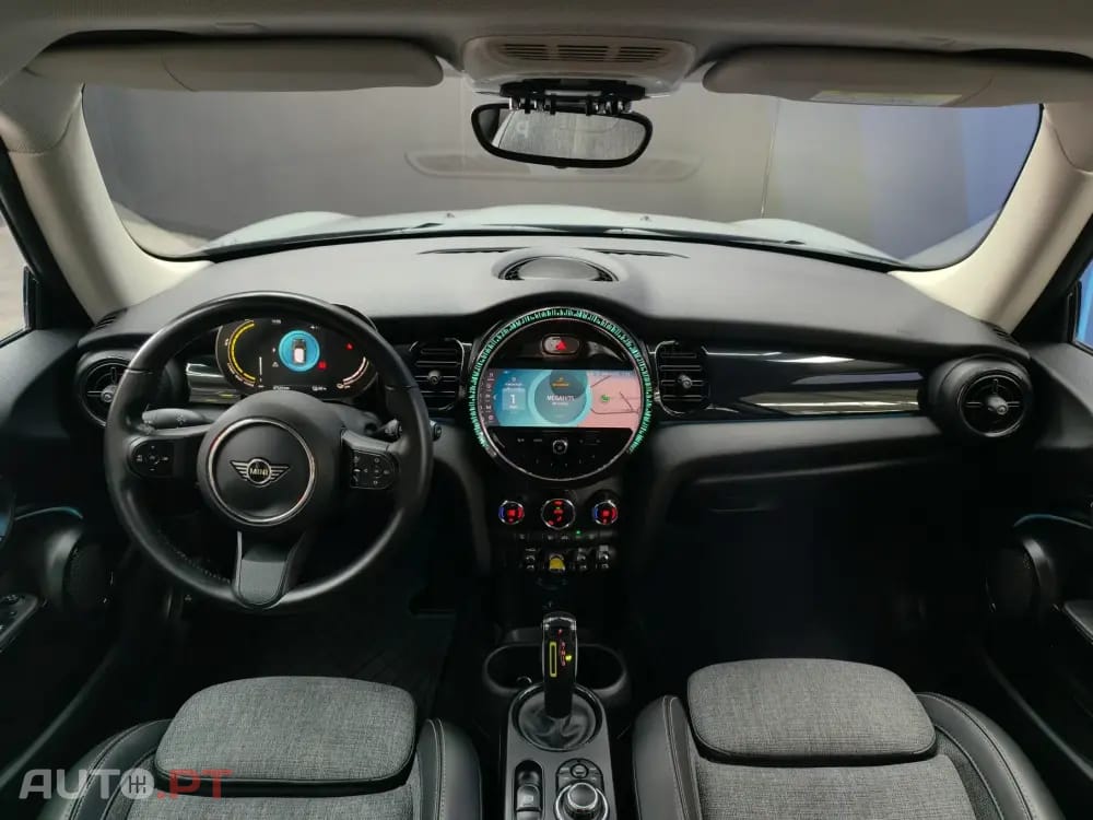 MINI Cooper Cooper SE