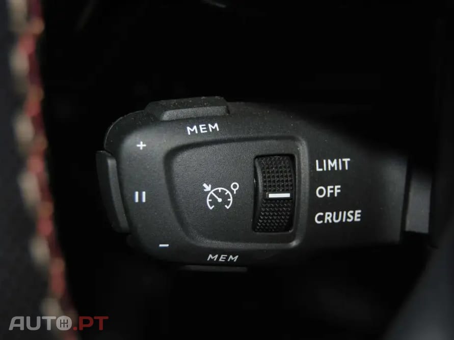 DS DS7 E-Tense Performance Line