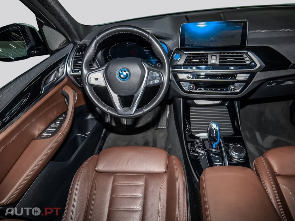 BMW iX3 I.V.A DEDUTIVEL 