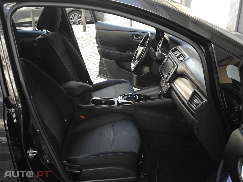 Nissan Leaf Acenta