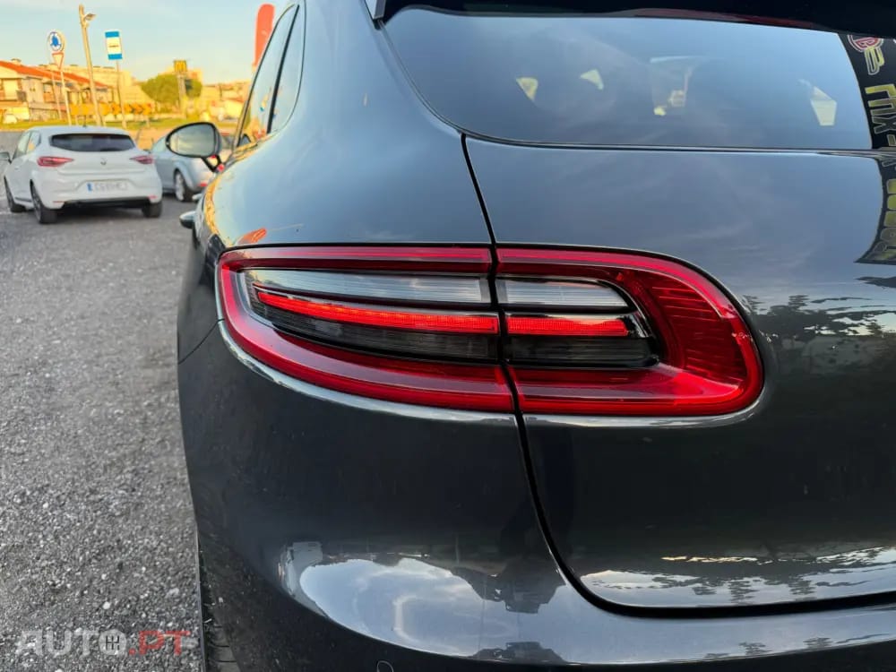 Porsche Macan S