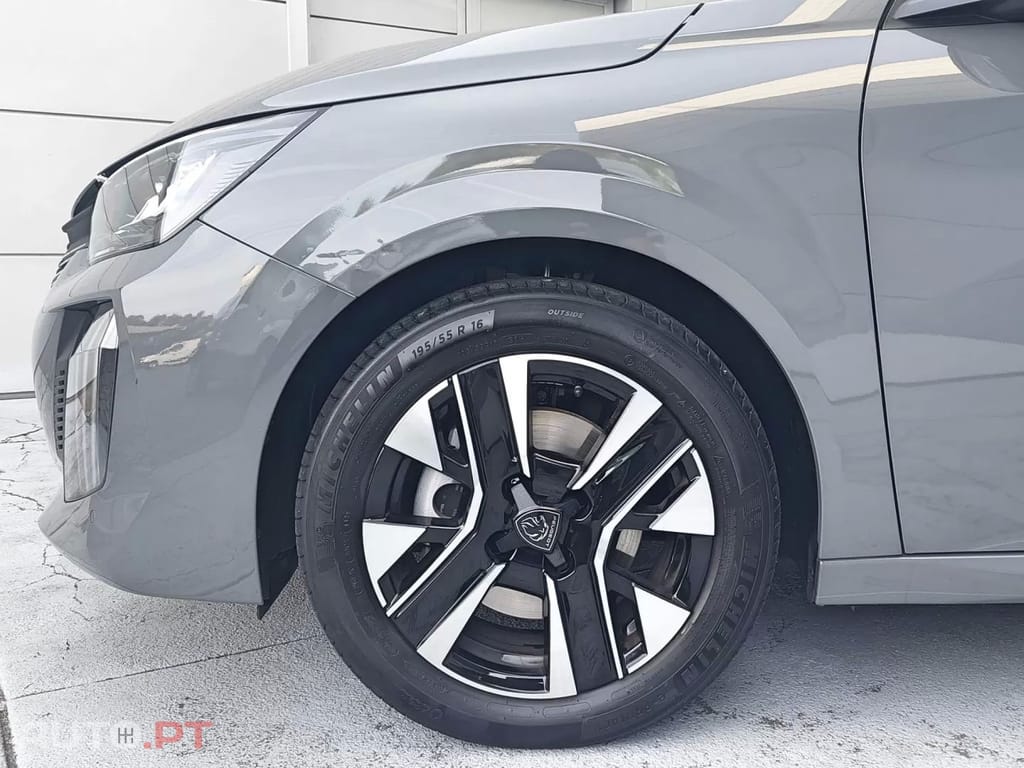 Peugeot 208 1.2 Hybrid Allure e-DCS6