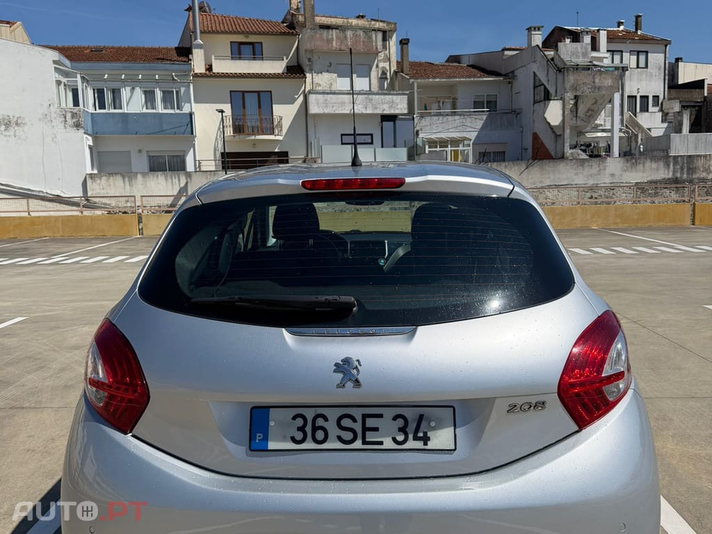 Peugeot 208 Allure