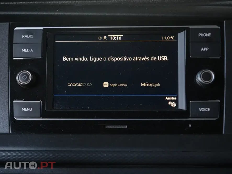 Volkswagen Caravelle 2.0 TDi CD Longa Extra AC