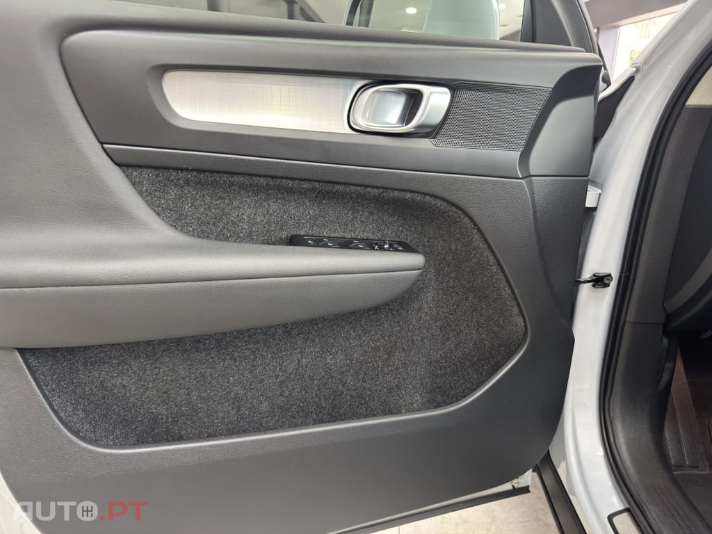 Volvo XC40 1.5 T5 PHEV Inscription Expression