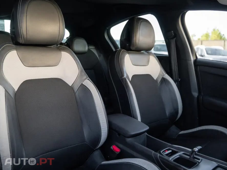 Citroen DS4 1.6 e-HDi So Chic CMP6