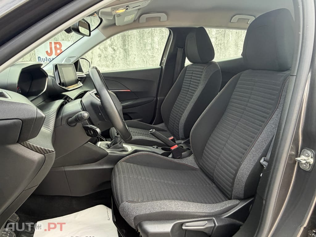 Peugeot 2008 TURBO 100 Style