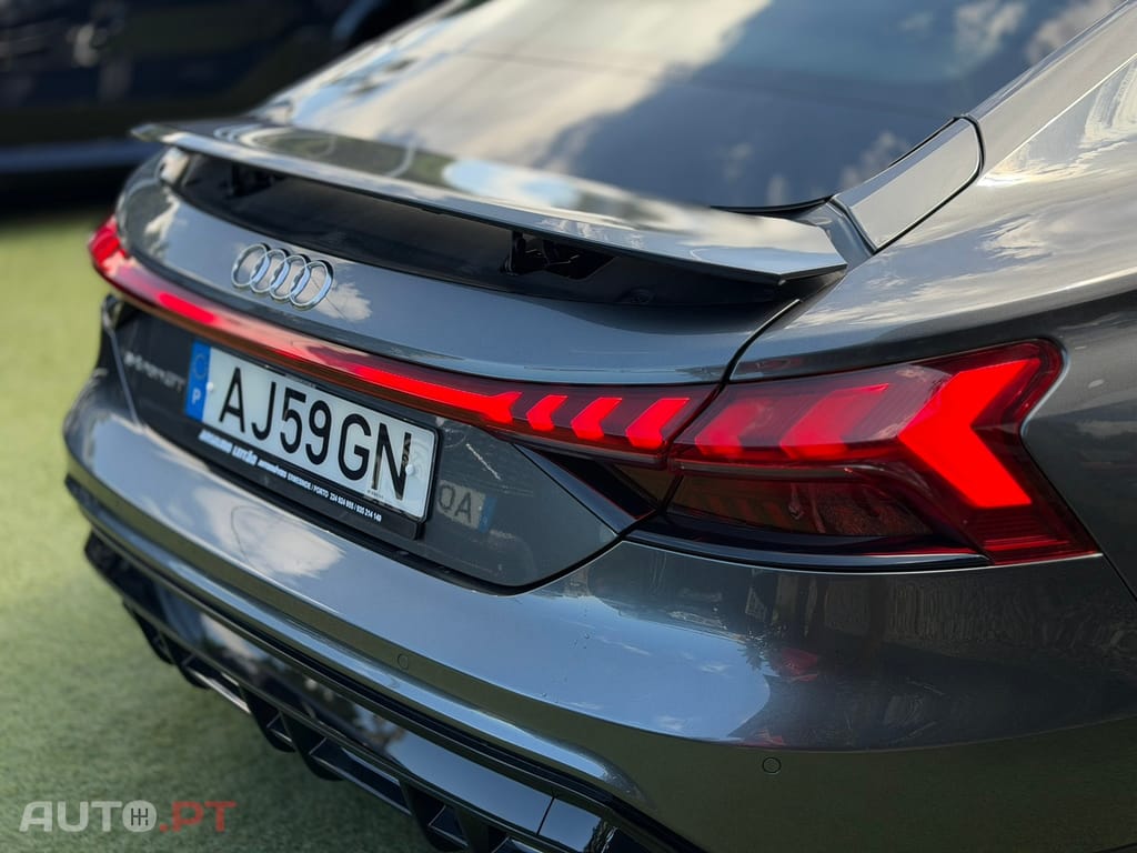 Audi E-Tron GT quattro