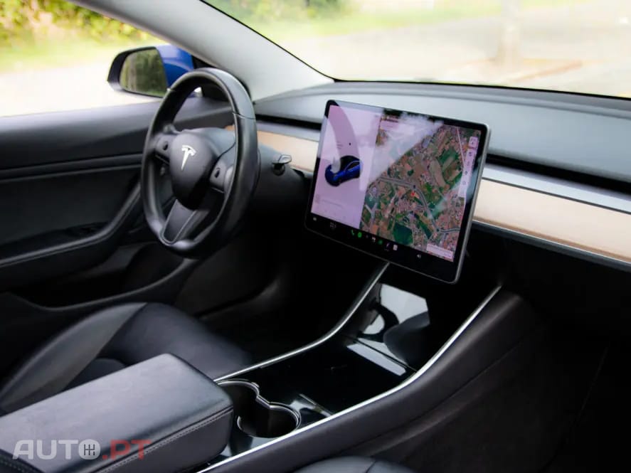 Tesla Model 3 Long-Range Dual Motor AWD