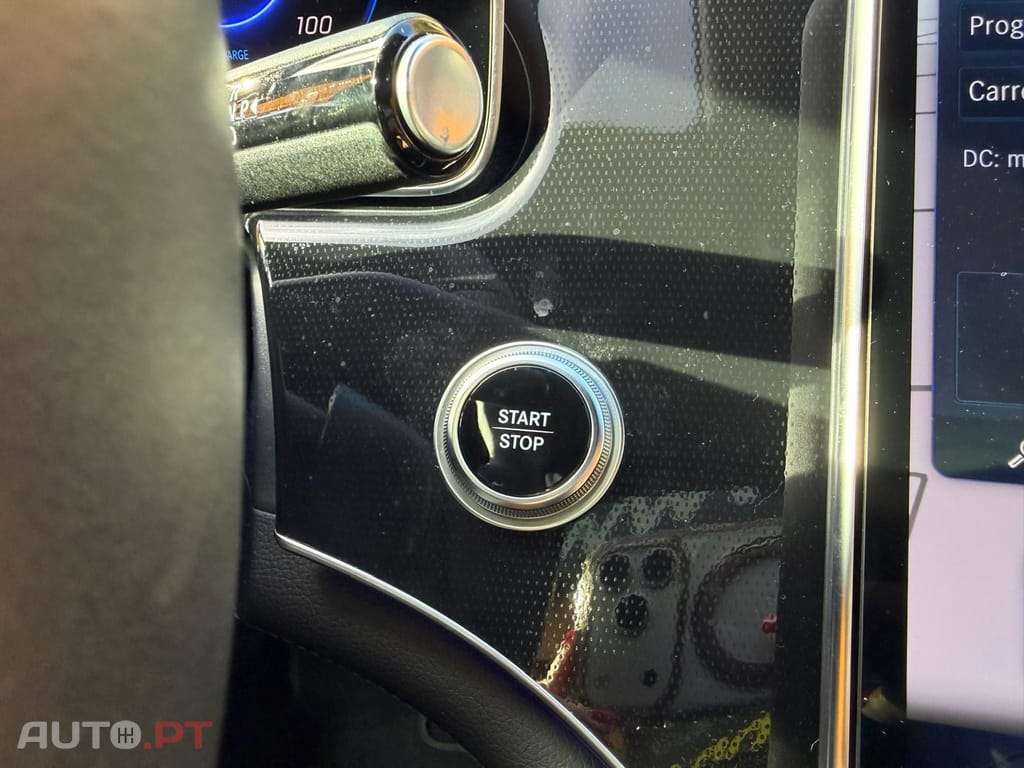 Mercedes-Benz EQE 350+ Electric Art