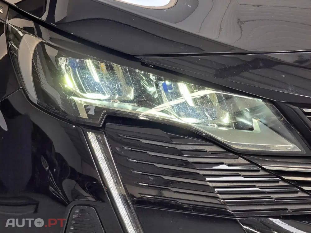 Peugeot 3008 1.6 Hybrid Allure e-EAT8