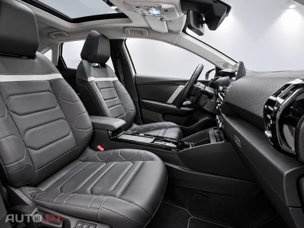 Citroen C4 e-C4 136 PLUS
