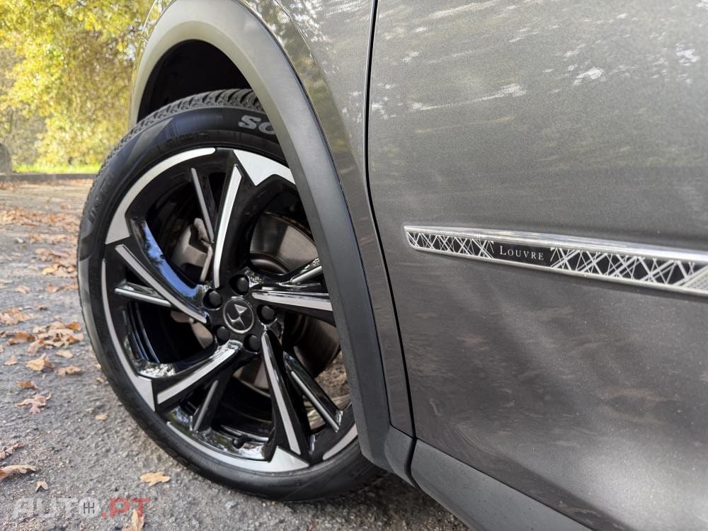 DS DS7 Crossback E-Tense Performance Line+ EAT8