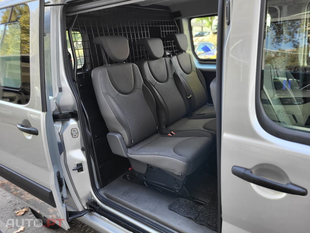 Peugeot Expert 2.0 HDi L2H1 Semi-Vidrado