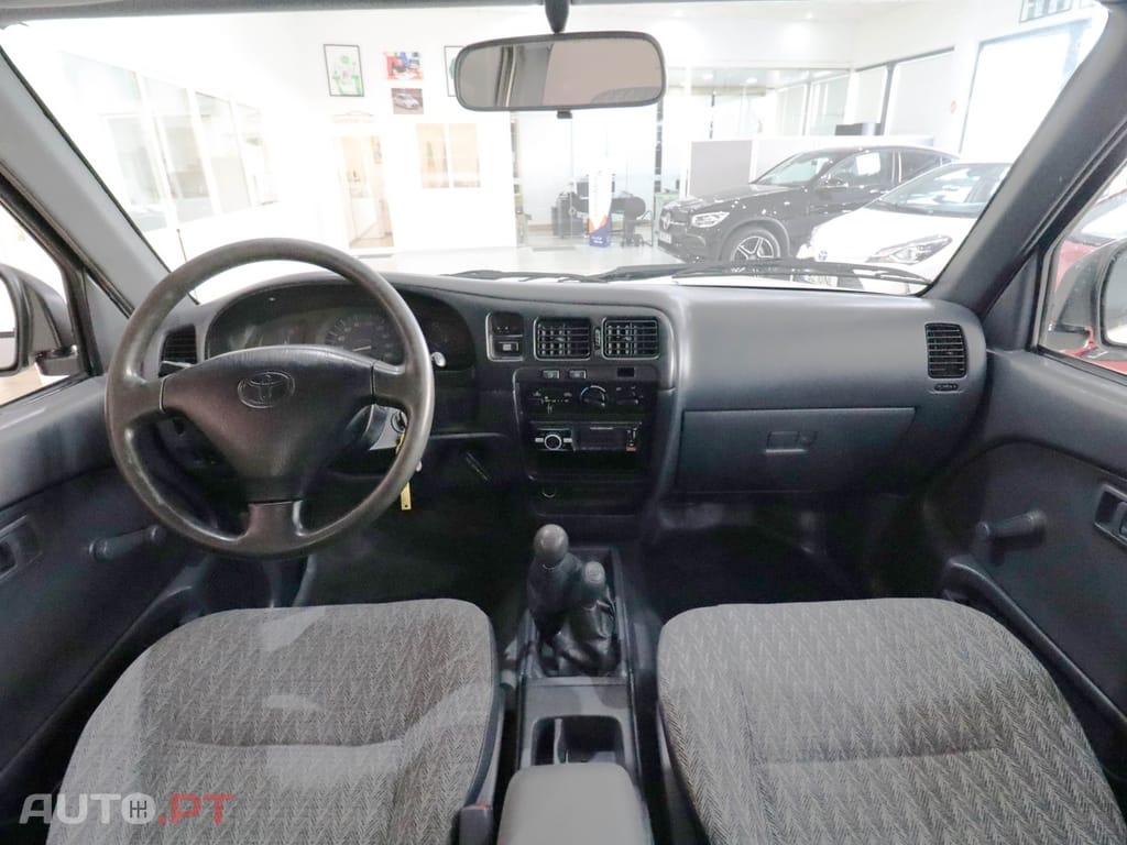 Toyota Hilux 2.5 D4-D CD CM