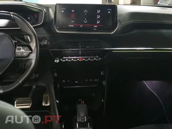 Peugeot 2008 1.5 BlueHDi GT EAT8