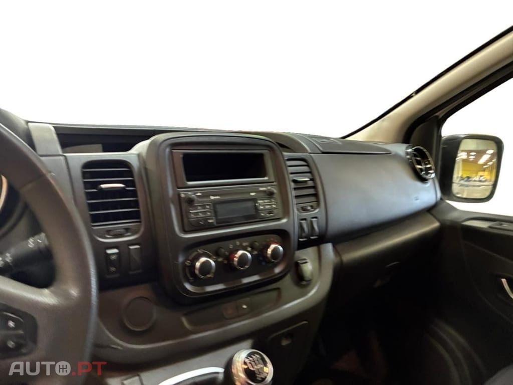 Renault Trafic 2.0 dCi L2H1 1.3T Grand Confort